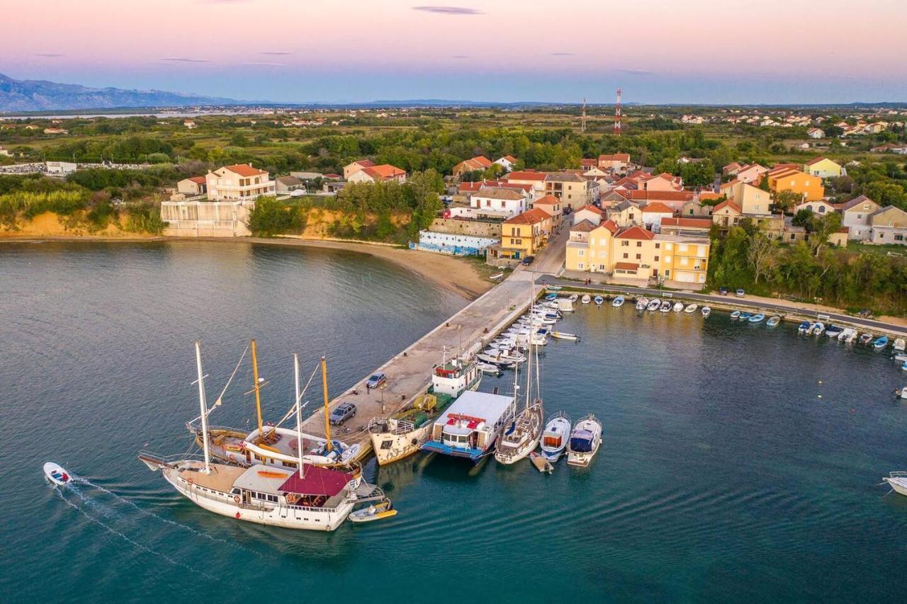 Apartments By The Sea Privlaka, Zadar - 14816 Екстериор снимка