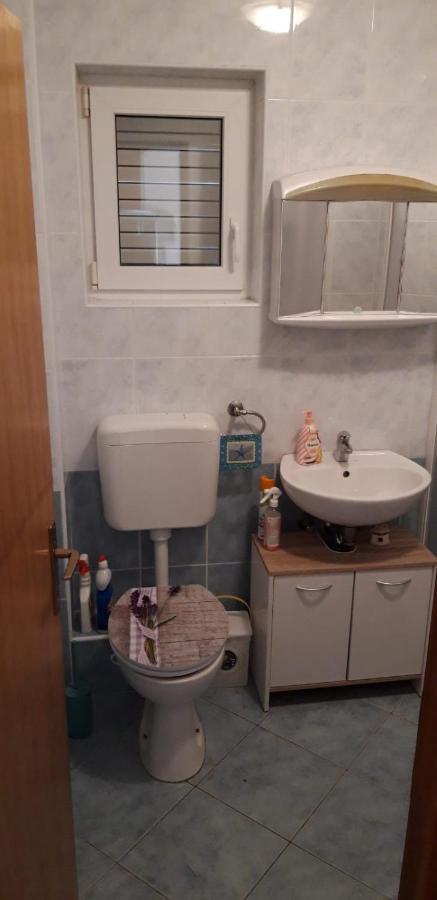 Apartments By The Sea Privlaka, Zadar - 14816 Екстериор снимка